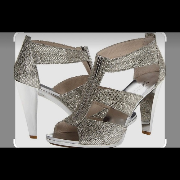 Michael kors Berkley T sparkly silver pumps - Picture 1 of 9